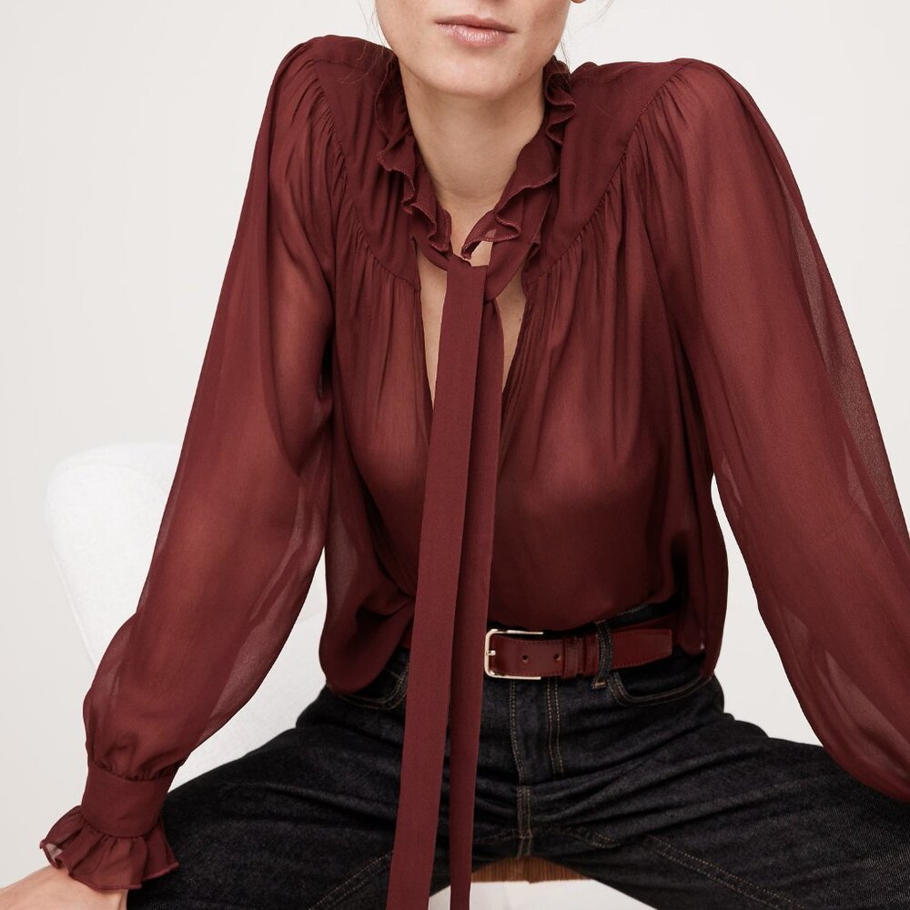 NWT!! Banana Republic Burgundy Bow Neck Georgette Chiffon Top Petite Small